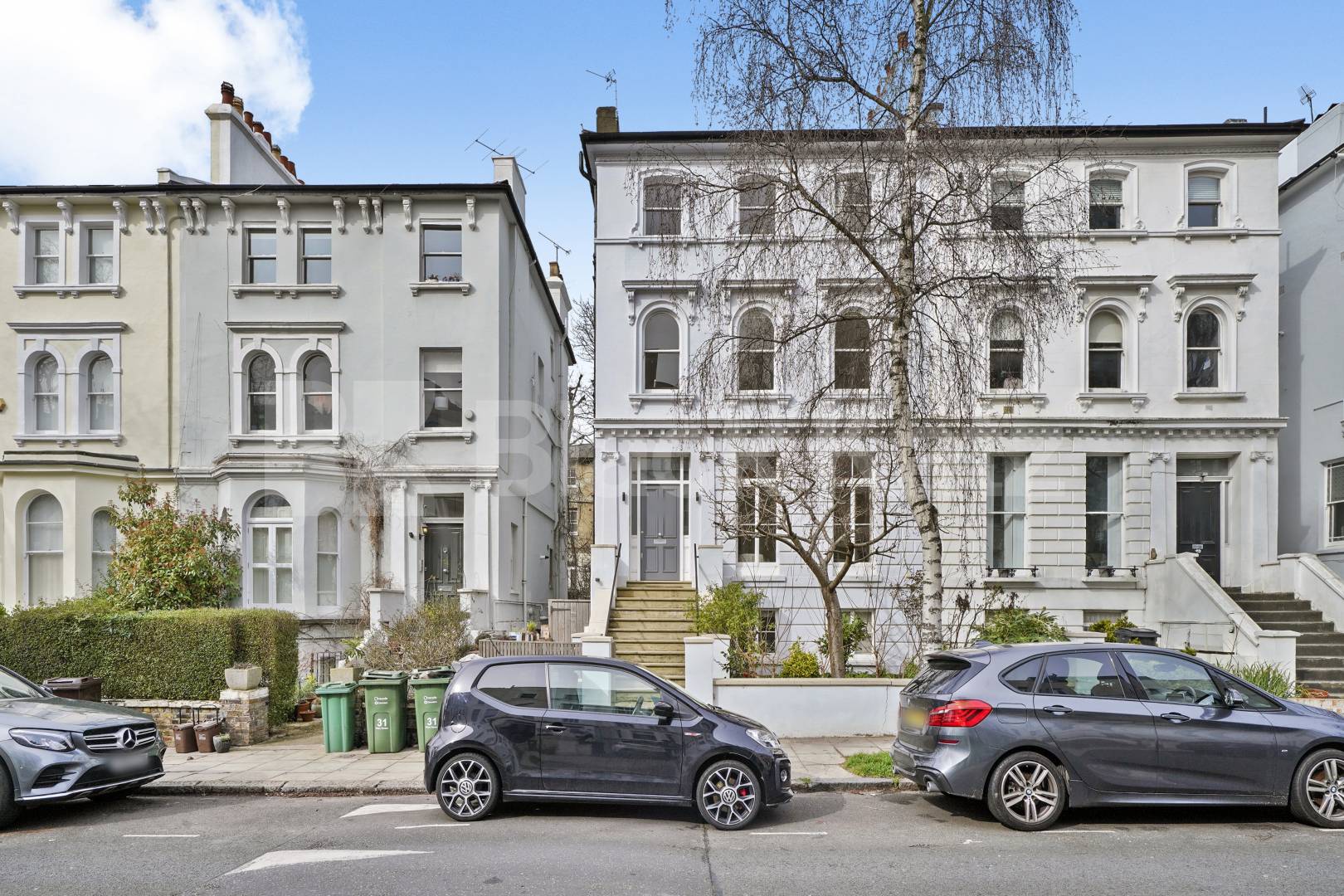 			3 Bedroom, 2 bath, 1 reception Flat			 Priory Terrace, South Hampstead